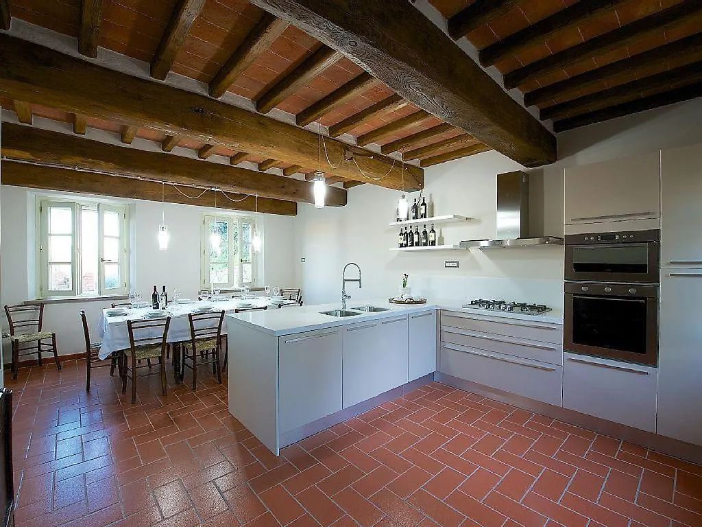Villa Con Piscina Capannori