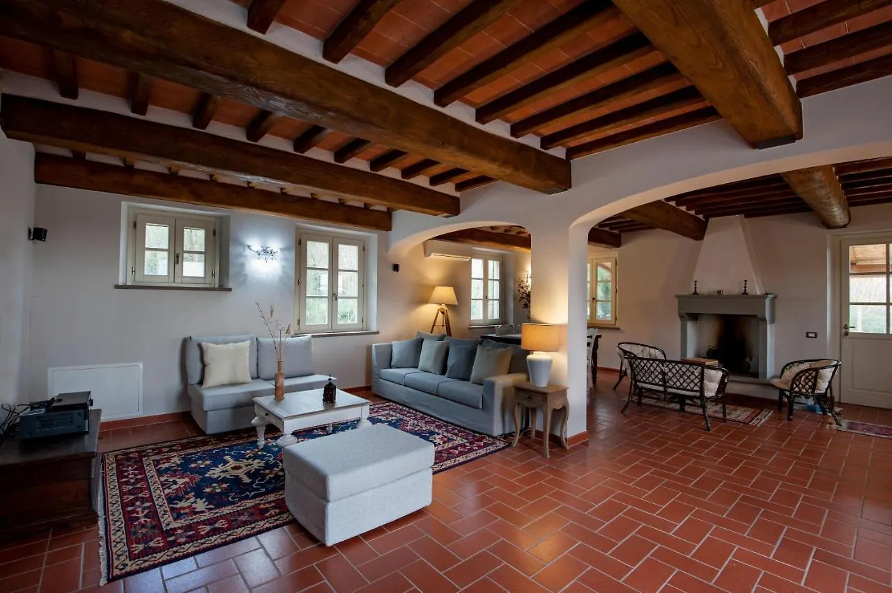 Villa Con Piscina Capannori 0*,  Ιταλία